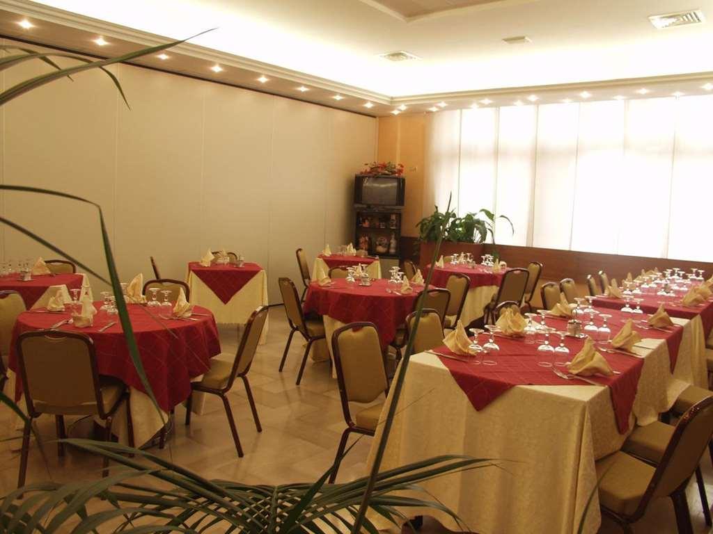 Hotel Residence Memmina Frosinone Restaurant photo