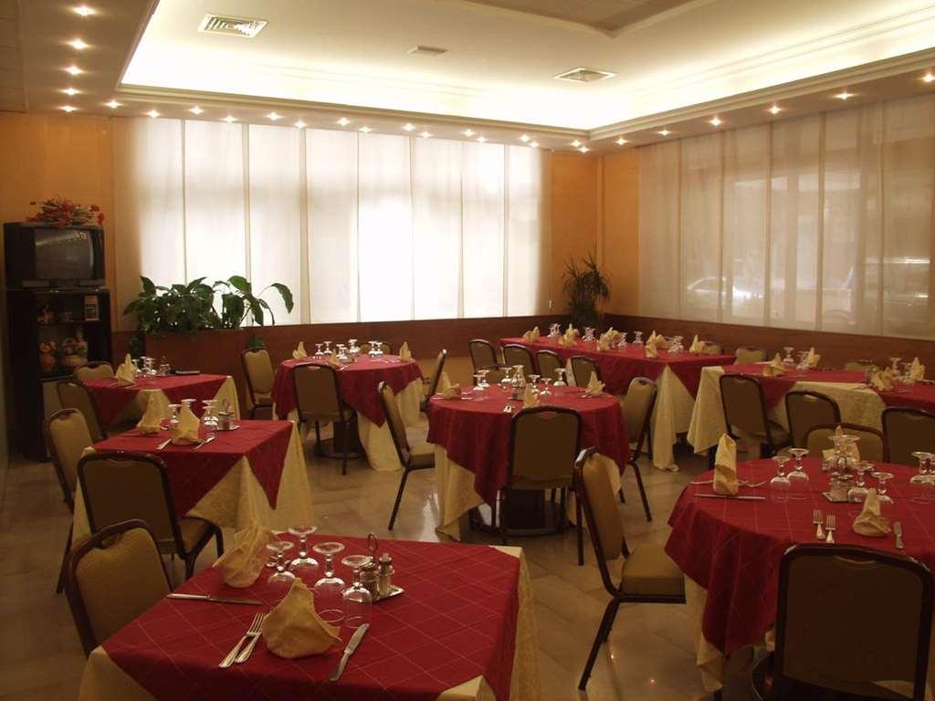 Hotel Residence Memmina Frosinone Restaurant photo