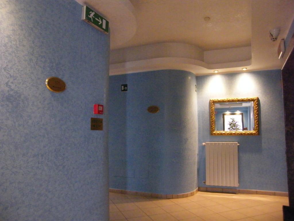 Hotel Residence Memmina Frosinone Chambre photo